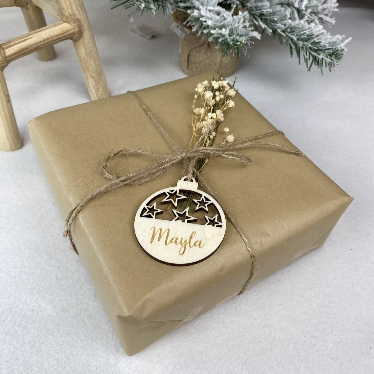 Weihnachtskugel personalisiert I Tannenbaum Schmuck aus Holz I Sterne Geschenkanhänger